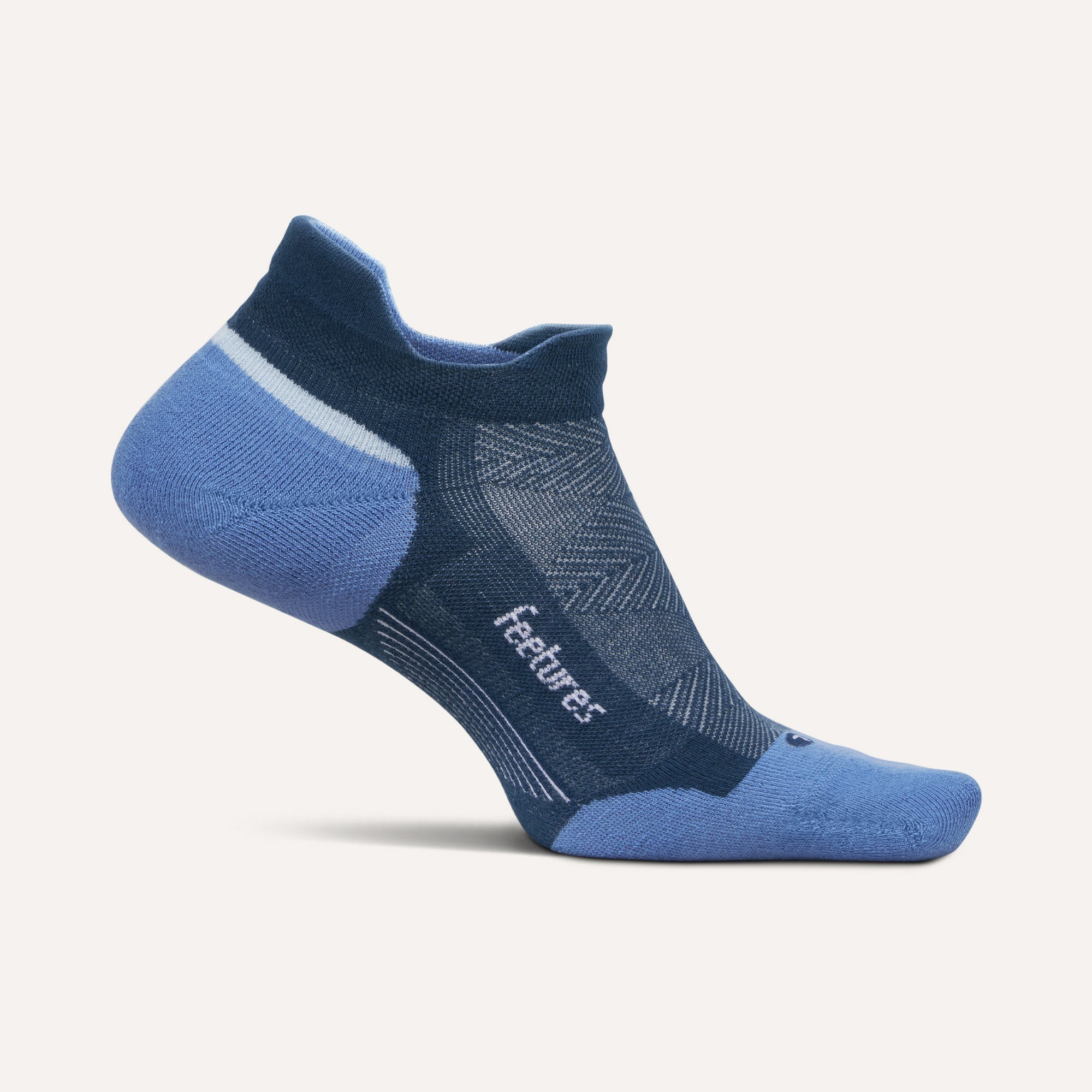 Feetures Elite Max Cushion No Show Tab Socks